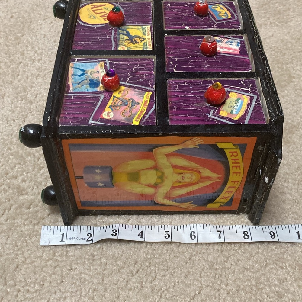 Freak Show Jewelry Box - Picture 4 of 11